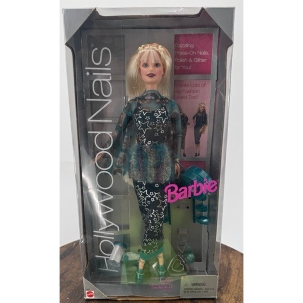 Vintage NEW Mattel Y2k Hollywood Nails Barbie Doll 1999 Star Print Dress